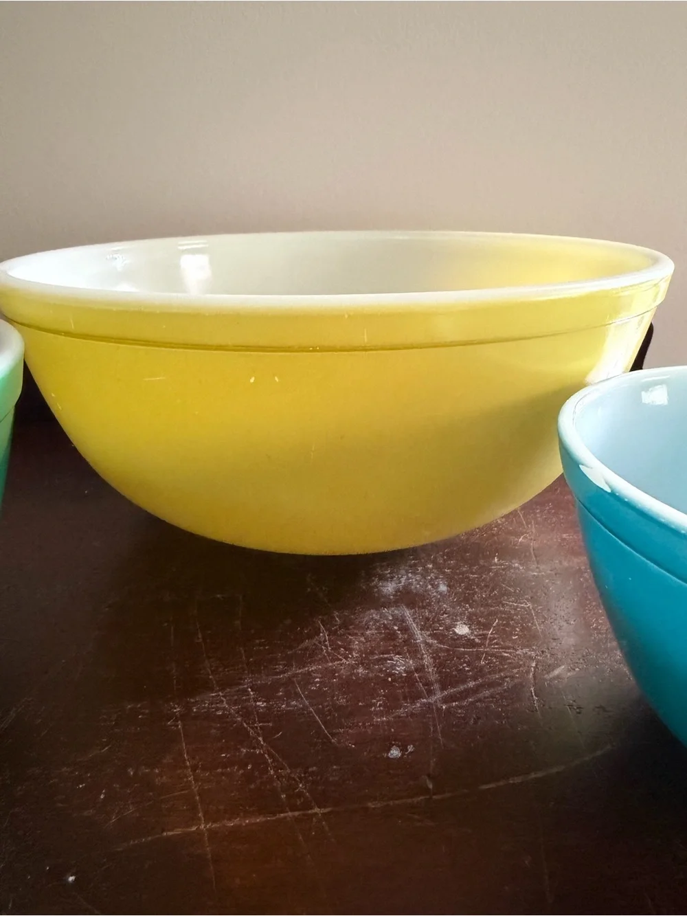 Pyrex Vintage Set Of 3 70’s Mixing Bowl #404 #403 #401 Yellow Green Blue